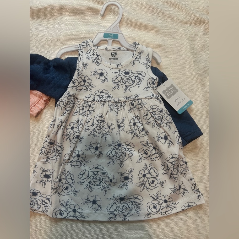 Hudson Baby Dress & Cardigan Bundle NWT Size 0-3M - Picture 4 of 4